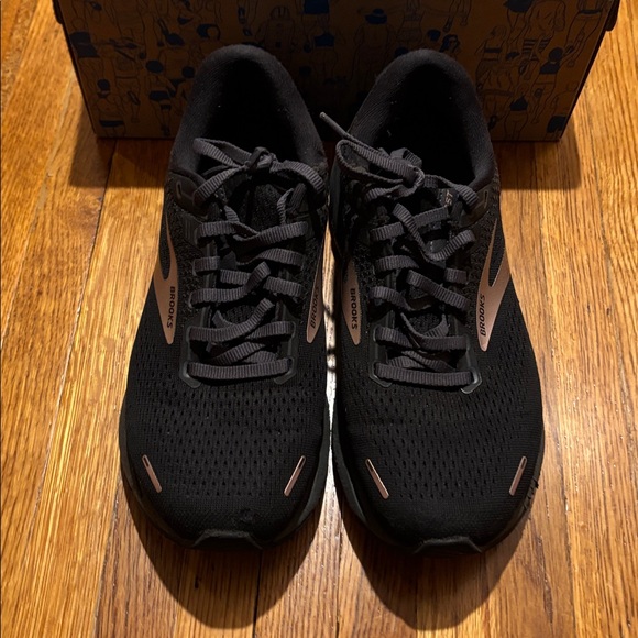 Brooks Adrenaline GTS 23 Black Womens US 9 WD - Picture 2 of 4